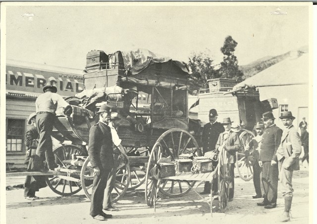 Mail Coach @ Commercial Hotel Waipawa
