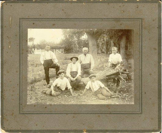 Bob Halls uncle with stable boys in Ashcott