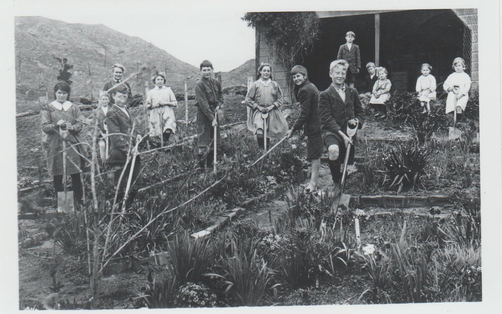 Hinuera School circa1920