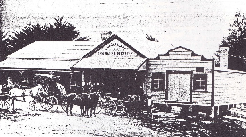 Makaretu Store about 1900