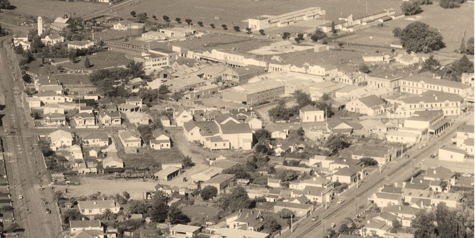 WAIPAWA - 'THE HILL' AS IT WAS BACK IN 1958