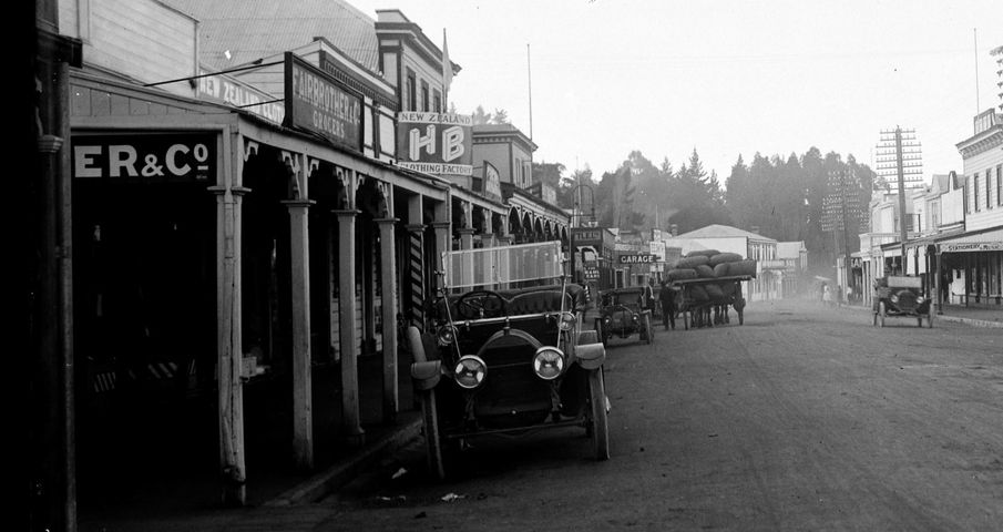 WAIPAWA IN ABOUT 1913 - HIGH JINKS ON HIGH STREET - HOW ABOUT A CLOSER LOOK?