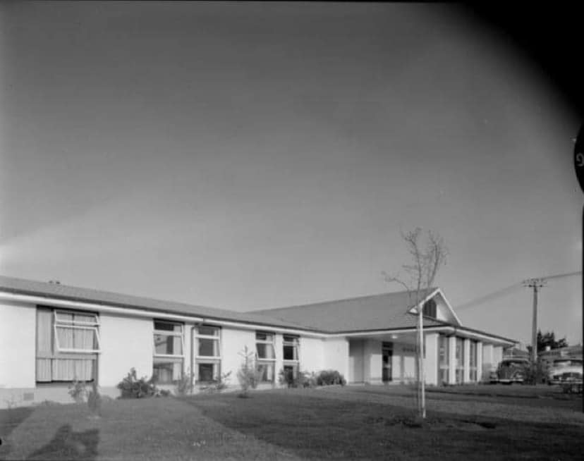 The Leopard Hotel - 60s/70s
