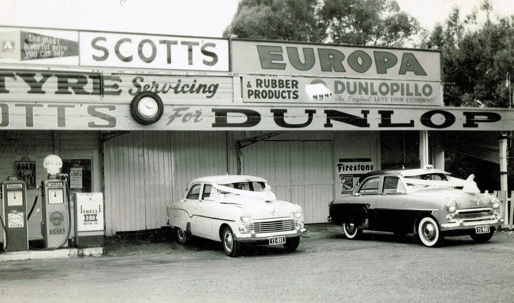 BEFORE THE NEW (1958) WAIPAWA TRAFFIC BRIDGE AND THE B.P. - THERE WAS SCOTT'S GARAGE.