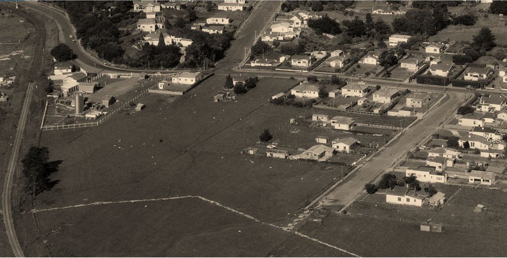 WAIPUKURAU - THE VACUUM OIL COMPANY'S FUEL STORAGE DEPOT ON RACECOURSE ROAD - 1958