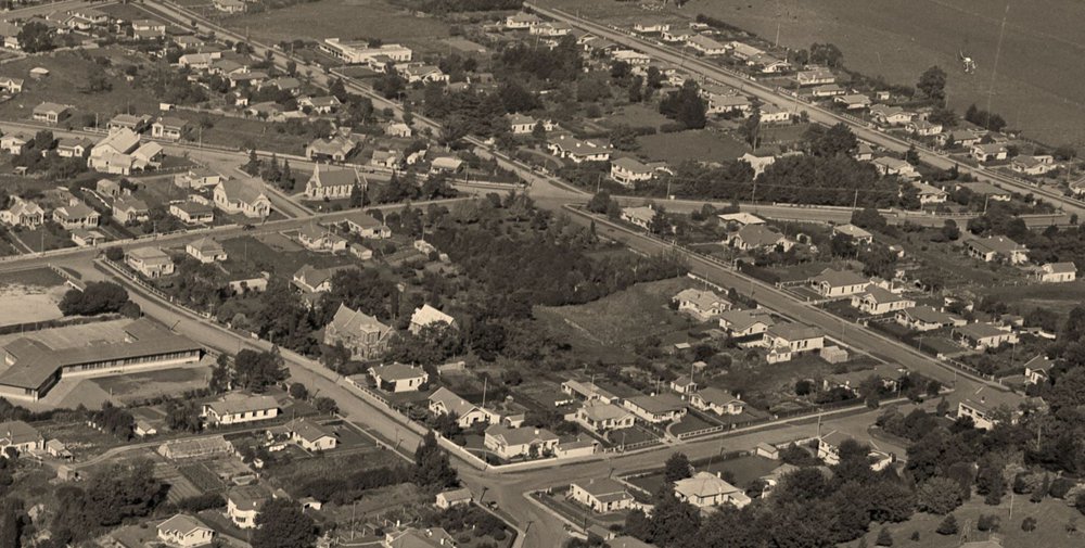 WAIPUKURAU in 1947 - ST MARY'S - WALLACE &amp; - FLEMING ROADS