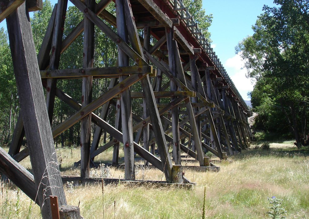 Muttontown rail viaduct, Central Otago, 2010