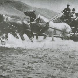A coach and team on the Taihape run, 1896