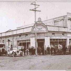 1920's opposite Post Office Corner - Winloves Timber & Hardware Merchants