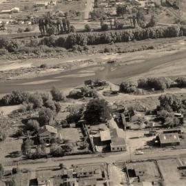 WAIPUKURAU - THE WAIPUKURAU SHINGLE COMPANY & PATANGATA COUNTY COUNCIL YARDS AND OFFICES ON LINDSAY ROAD - 1958