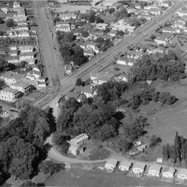 WAIPAWA -  NOVEMBER 1958 - TRANSIT HOUSES IN CORONATION PARK -  