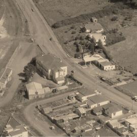 WAIPAWA - THE TOWNSHIP OF SEDGWICK - THE DE LUXE SERVICE STATION