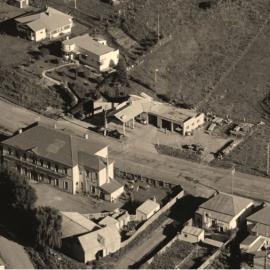 WAIPAWA - THE TOWNSHIP OF SEDGWICK - THE DE LUXE SERVICE STATION