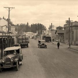 WAIPAWA - ALONG HIGH STREET IN THE LATE 20s
